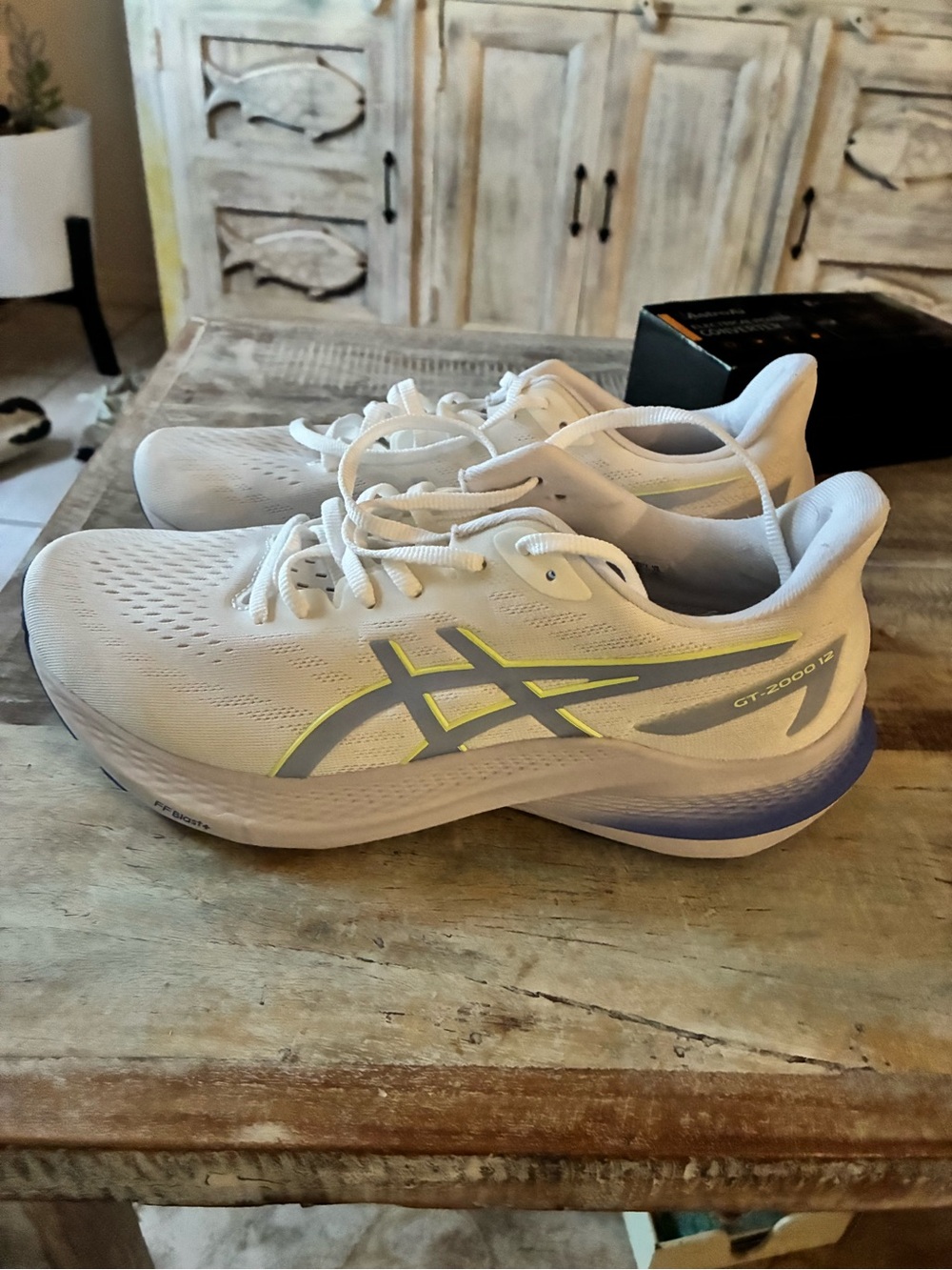 ASICS Women's GT-2000 Running Shoes - White with Yellow Accent